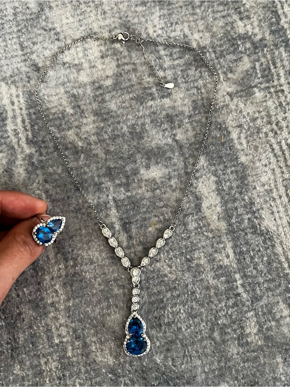 Never worn Blue Teardrop Necklace and Ring Set